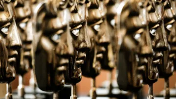 BAFTA สั่นสะเทือน! สั่งสอบด่วนปมคณะกรรมการรับตั๋วฟรีเข้างานประกาศรางวัลมูลค่าสูง